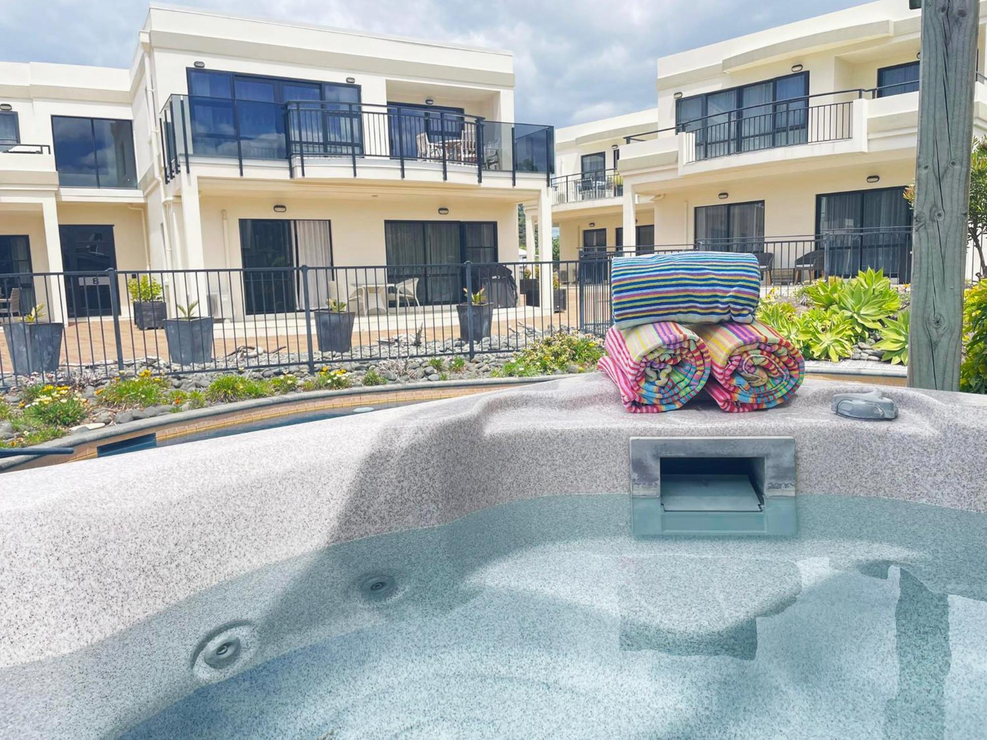 Ocean Breeze Resort Pauanui Εξωτερικό φωτογραφία